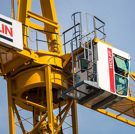 Lifting and transport machinery